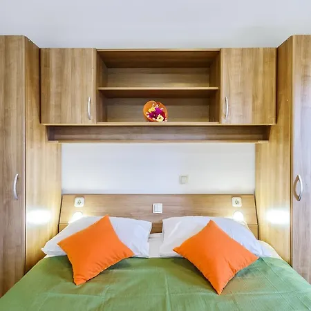 Nena Guest house