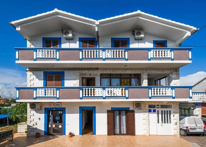 Gostinjska kuća Nena 4*