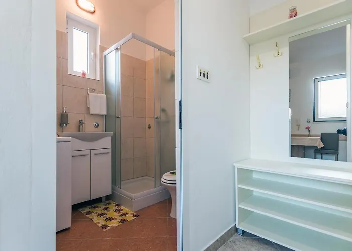 Nena Gostinjska kuća 4*