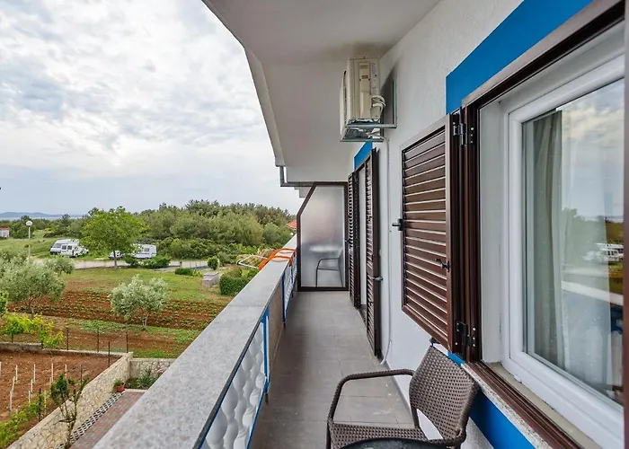 Gostinjska kuća Nena 4*