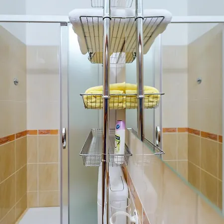 בית הארחה Nena