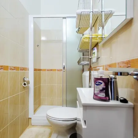 בית הארחה Nena